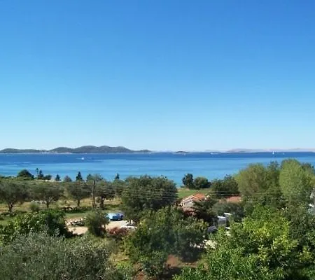Apartament In With Sea View, Balcony, Air Conditioning, Wifi *